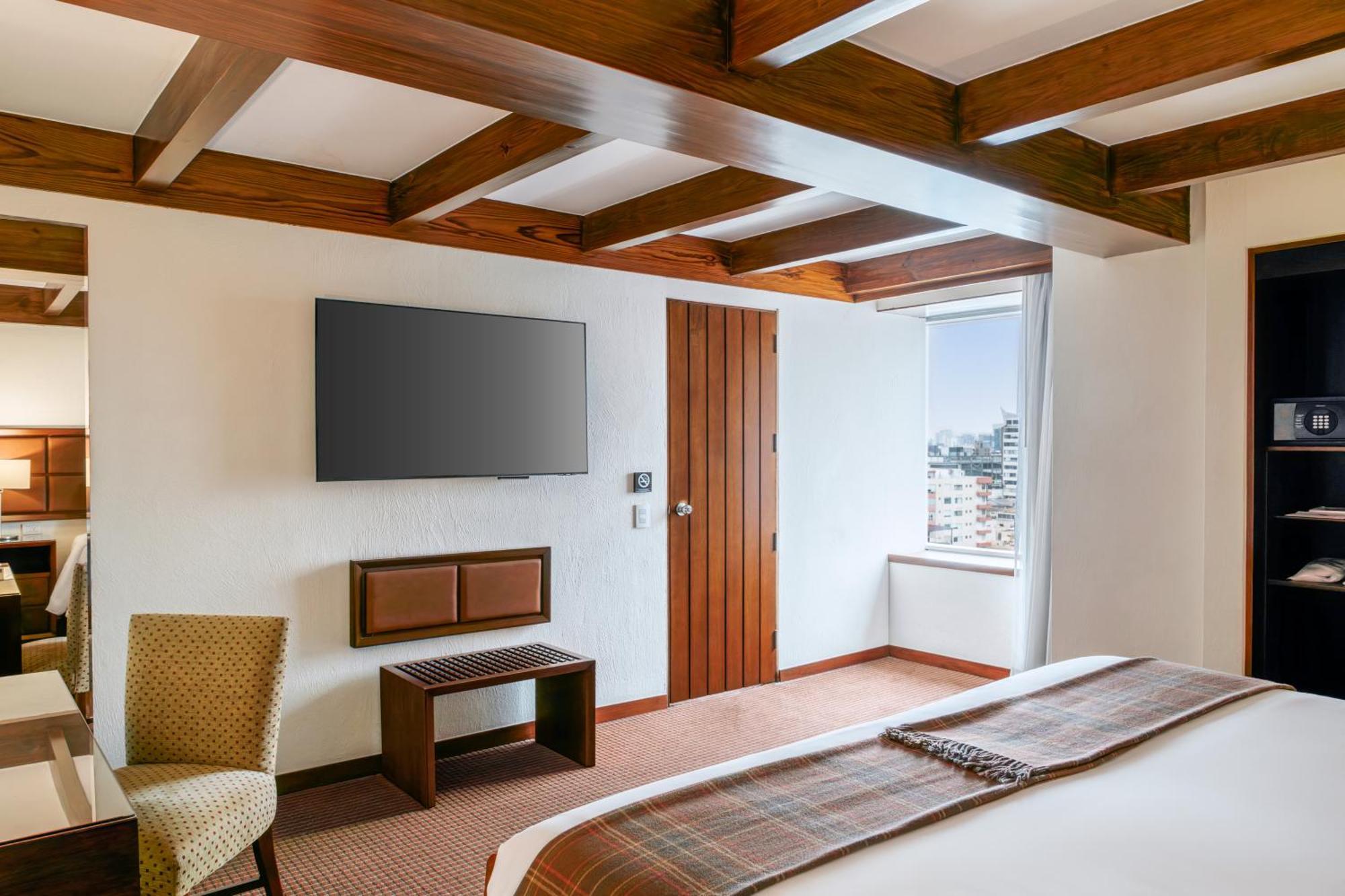 Casa Andina Premium Miraflores Lima Exteriör bild Suite
